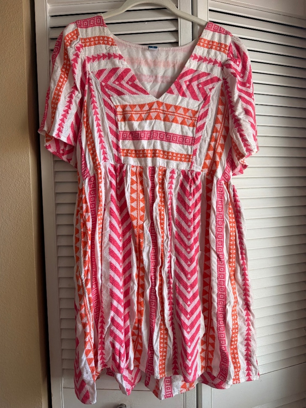 Old Navy Pink and Orange Chevron Women’s Dress